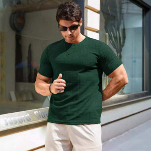 Comfy Shirt in dark green, breathable polyester fabric, ideal for casual and gym wear.